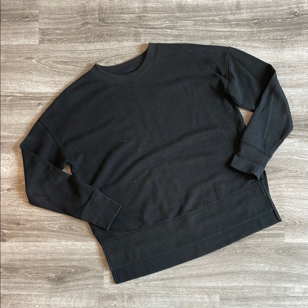 Time And Tru Black Crewneck Sweater
